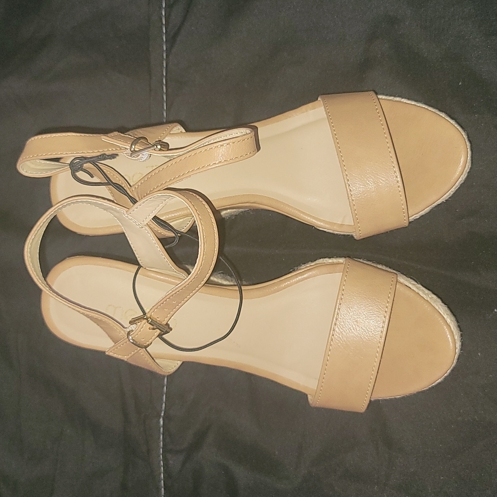 Me Too tan wedge sandals